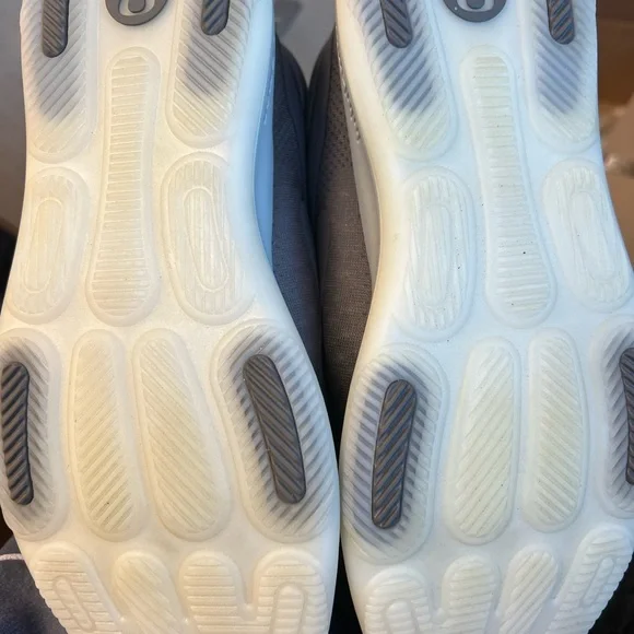 COPY - Lululemon strong feel women’s training shoe - Picture 4 of 4